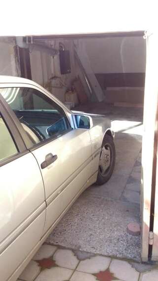 Гостевой дом JA Кутаиси Трехместный номер с общей ванной комнатой-39